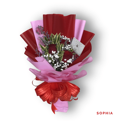 Sophia arrangement on a plain background: Charming roses, perfect for expressing affection, admiration, and heartfelt moments.